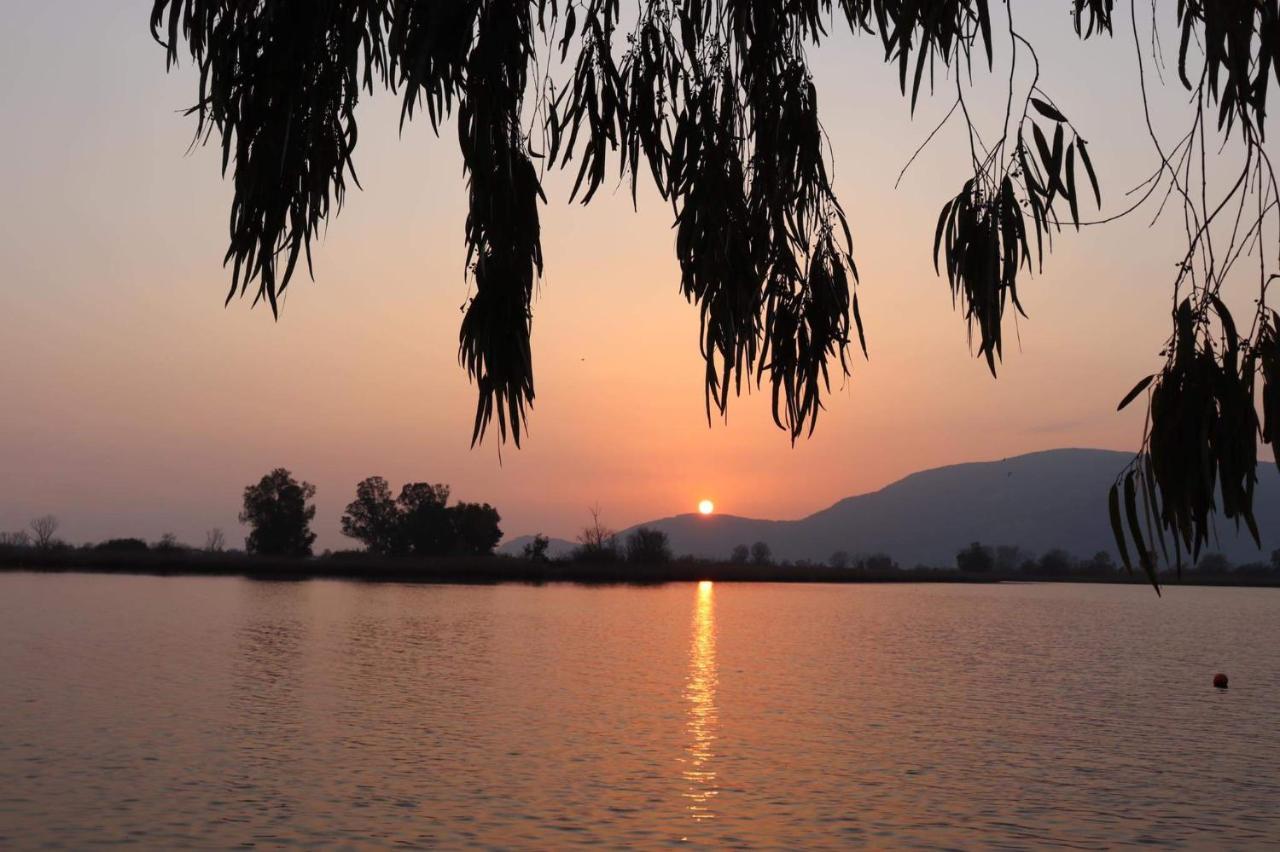 Magia Sul Lago Di Fondi Monte San Biagio Eksteriør billede